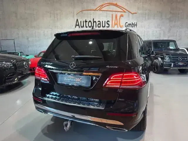 Gebraucht Mercedes GLE350 258 PS (189 kW) 2018 Schwarz SUV