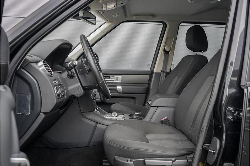 Gebraucht Land Rover Discovery 4 211 PS (155 kW) 2016 Schwarz SUV