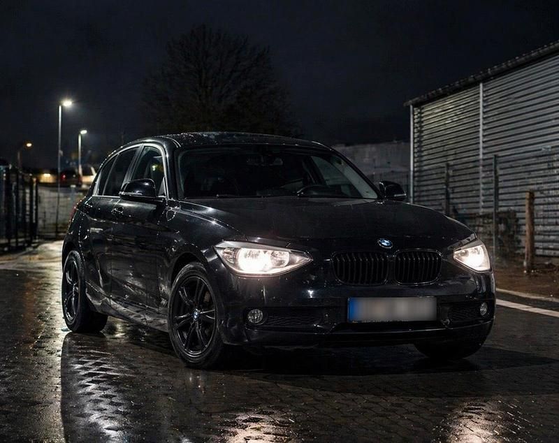Usata BMW 120 150 CV (110 kW) 2006 Blu Utilitaria