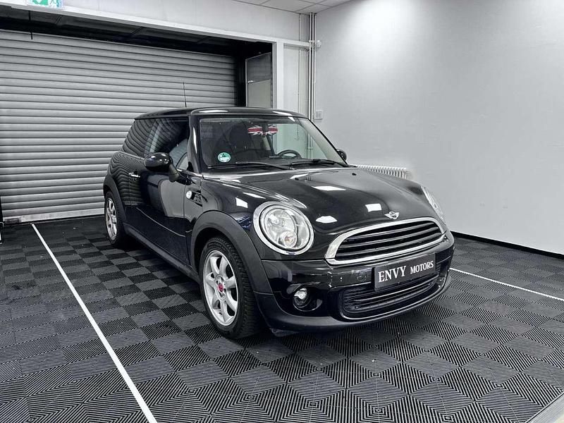 Usado Mini ONE 75 HP (55 kW) 2013 Preto Citadino