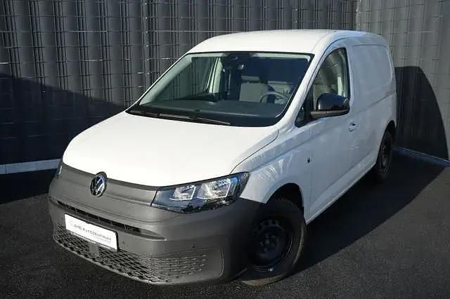Second-hand VW Caddy 102 CP (75 kW) 2025 Alb Monovolum