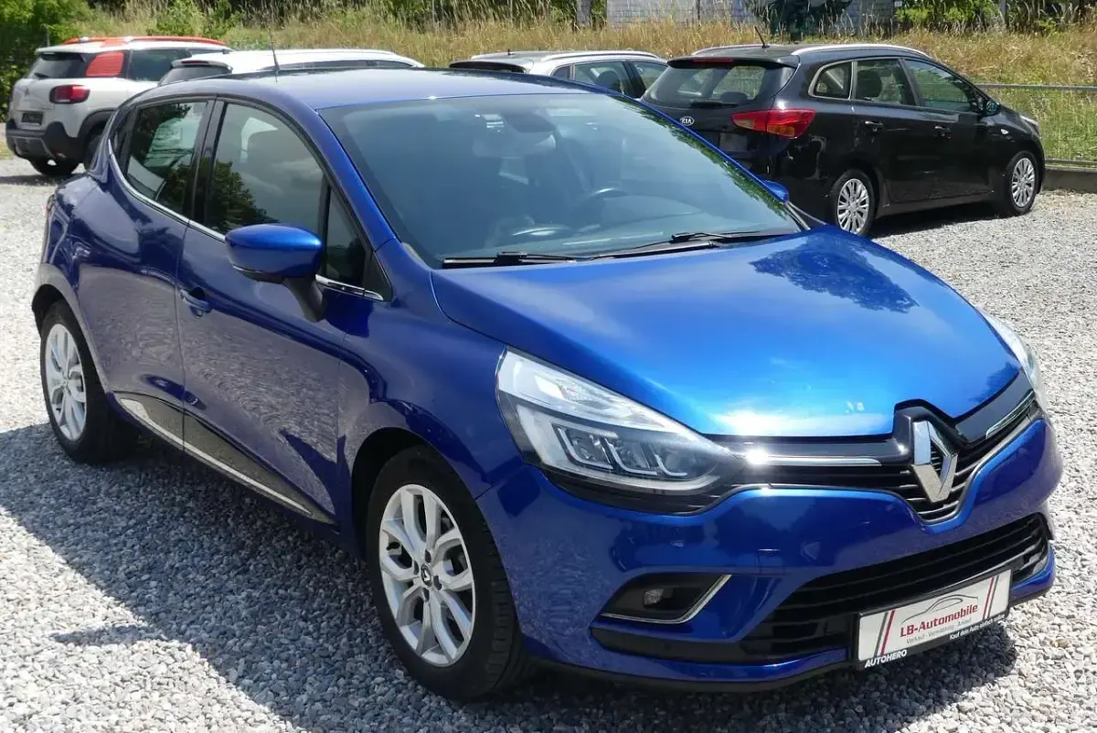 Gebraucht Renault Clio IV Intens 90 PS (66 kW) 2017 Stahlblau Kleinwagen