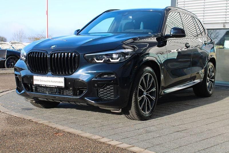 Schwarz Gebraucht 2022 BMW X5 M Sport SUV | 53.740 € (Guter Preis) - Bild 1/4