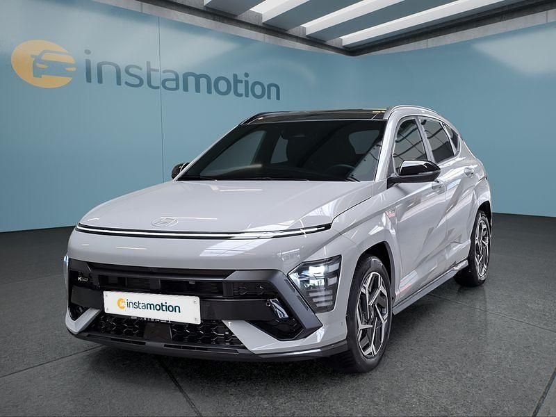 Grau Gebraucht 2024 Hyundai Kona SUV | 29.149 € (Guter Preis) - Bild 1/4