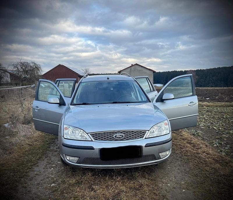 Gebraucht Ford Mondeo Trend 131 PS (96 kW) 2005 Silber Kombi