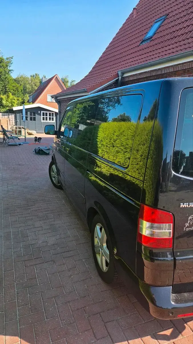 Gebraucht VW Multivan 131 PS (96 kW) 2007 Schwarz Van / Kleinbus