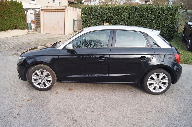 Schwarz Gebraucht 2013 Audi A1 Sportback Comfort Kleinwagen | 9.900 € (Guter Preis) - Bild 1/4