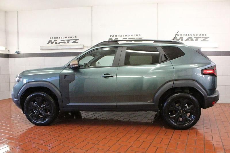 Neu Dacia Duster Extreme 154 PS (113 kW) 2026 Grün SUV