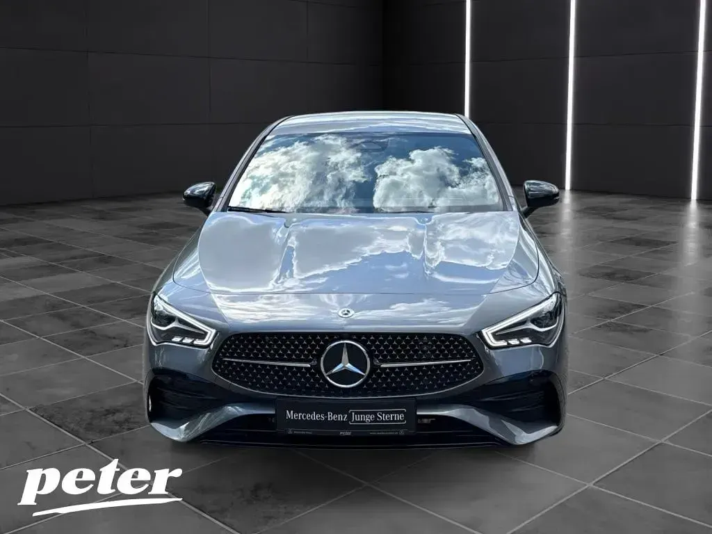 Gebraucht Mercedes CLA200 AMG line Plus 150 PS (110 kW) 2025 Grau Limousine