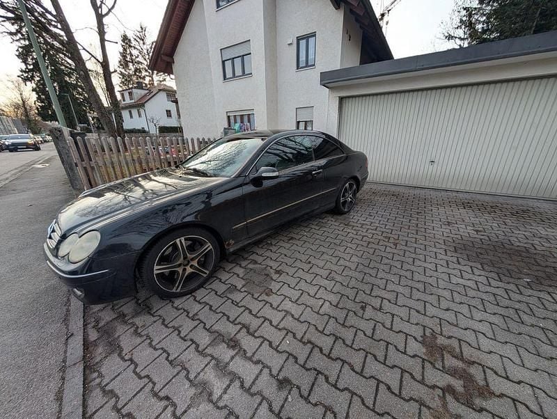 Gebraucht Mercedes CLK350 Avantgarde 272 PS (200 kW) 2006 Schwarz Coupé