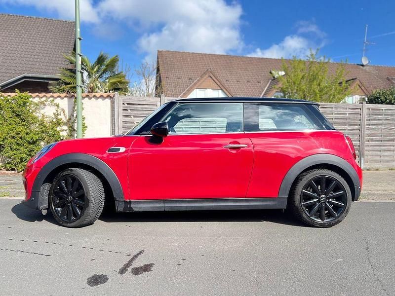 Second-hand Mini Cooper 136 CP (100 kW) 2018 Roșu Hatchback