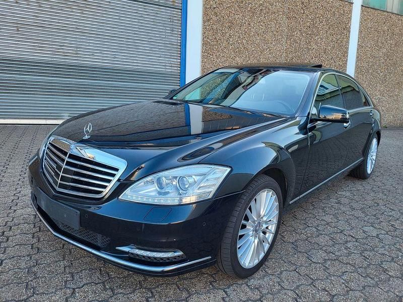 Schwarz Gebraucht 2009 Mercedes S350 Limousine | 13.999 € (Fairer Preis) - Bild 1/4