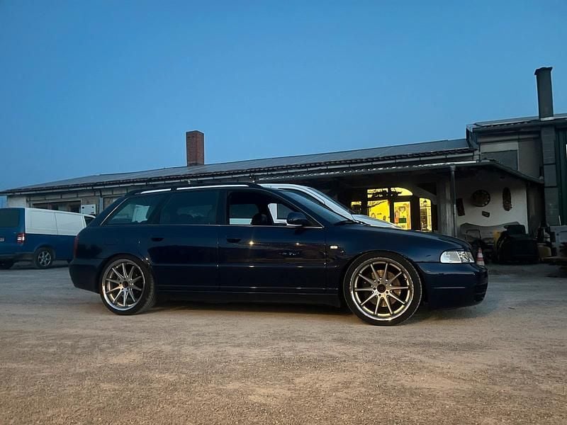 Blau Gebraucht 1999 Audi S4 Kombi | 11.000 € (Guter Preis) - Bild 1/4