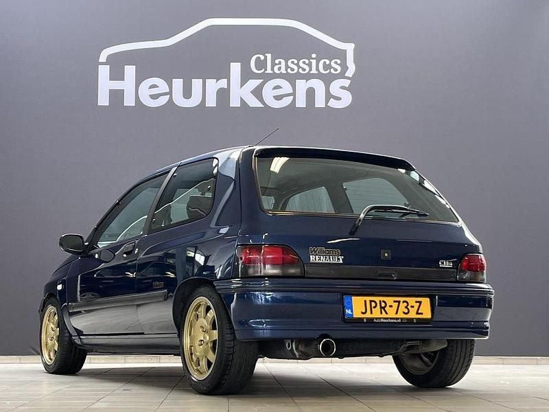 Second-hand Renault Clio 147 CP (108 kW) 1994 Albastru Hatchback