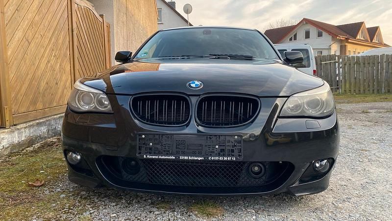 Schwarz Gebraucht 2006 BMW 540 Limousine | 6.790 € - Bild 1/4