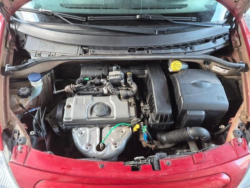 Gebraucht Citroën C3 Advance 60 PS (44 kW) 2008 Rot Kleinwagen