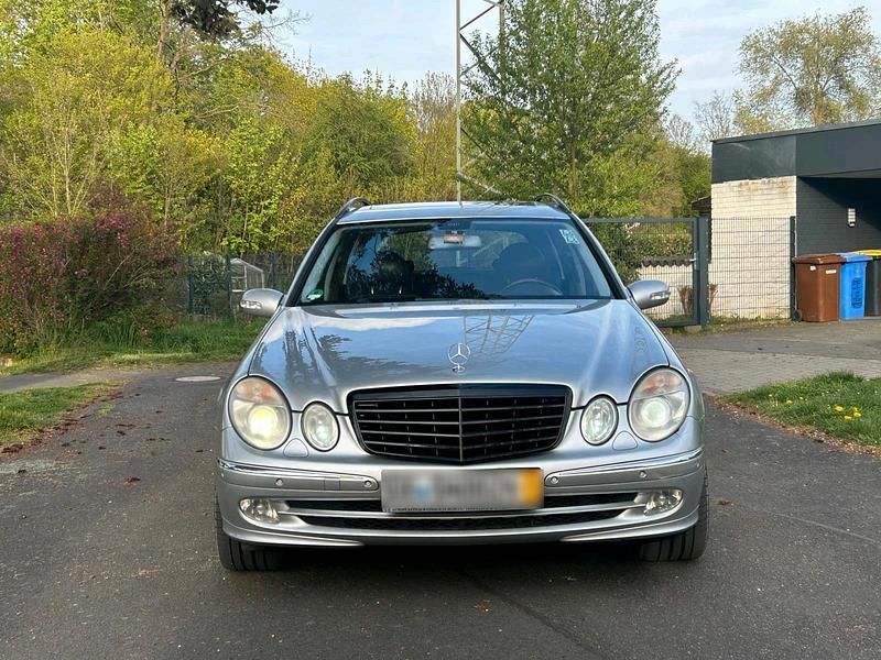 Brugt Mercedes E500 307 HK (225 kW) 2003 Sølv Stationcar