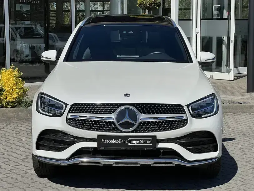 Gebraucht Mercedes GLC300 Business 258 PS (189 kW) 2024 Weiß SUV