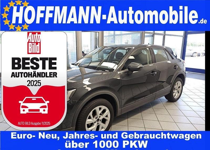 Manhattangraumet. (metallic) Gebraucht 2023 Audi Q2 Sport SUV | 20.900 € (Superpreis) - Bild 1/4