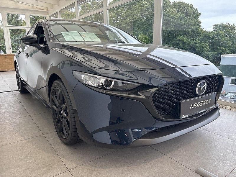 Deep crystal blue Gebraucht 2024 Mazda 3 Homura-Line Kleinwagen | 28.950 € (Fairer Preis) - Bild 1/4