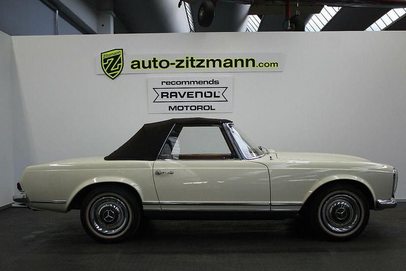 Gebraucht Mercedes 250 150 PS (110 kW) 1967 Hellelfenbein Cabrio