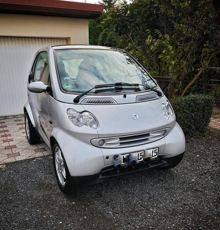 Silber Gebraucht 2004 Smart ForTwo Coupé Passion Coupé | 2.790 € (Fairer Preis) - Bild 1/4
