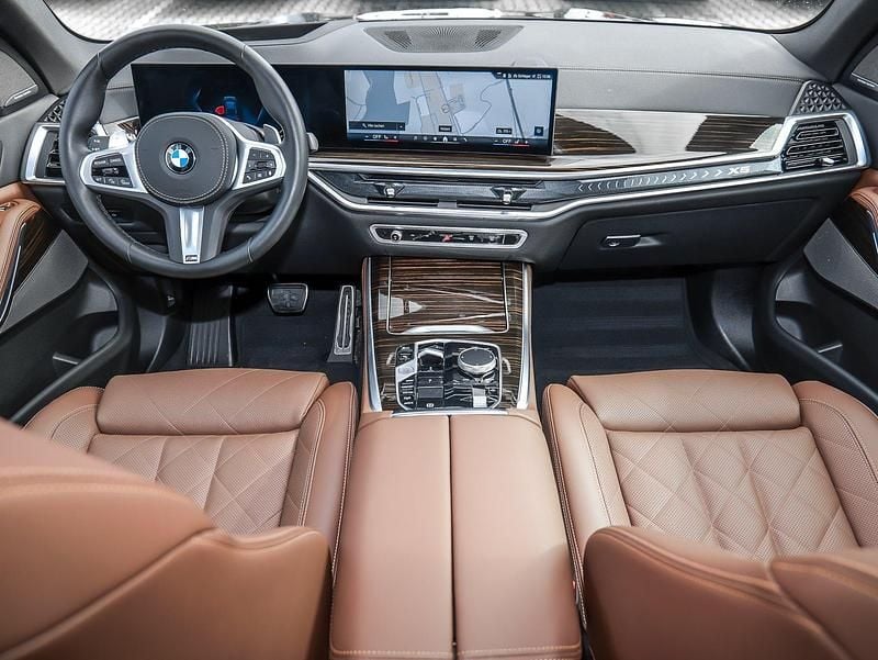 Gebraucht BMW X5 M Sport 360 PS (264 kW) 2025 Schwarz SUV