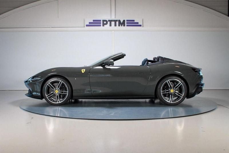 Gebraucht Ferrari Roma 610 PS (448 kW) 2024 Grau Cabrio