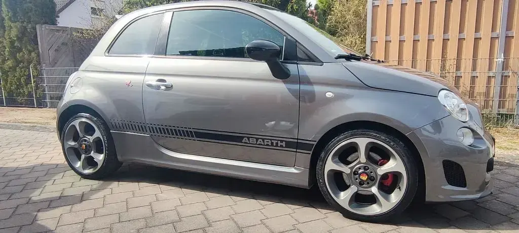 Używany Abarth 500C 140 KM (102 kW) 2010 Szary Kabriolet