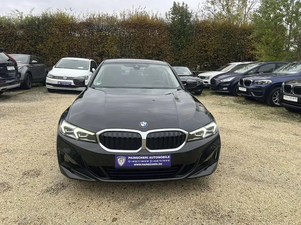 Gebraucht BMW 320 Shadowline 190 PS (139 kW) 2023 Saphirschwarz Limousine