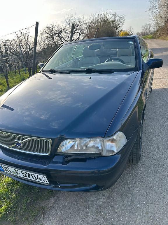 Gebraucht Volvo C70 Comfort 239 PS (175 kW) 2000 Blau Cabrio