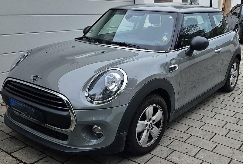 Grau Gebraucht 2019 Mini ONE Kleinwagen | 13.690 € (Fairer Preis) - Bild 1/2