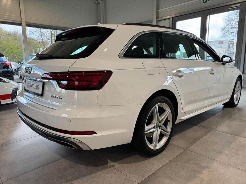 Gebraucht Audi A4 S-Line 150 PS (110 kW) 2019 Weiß Kombi
