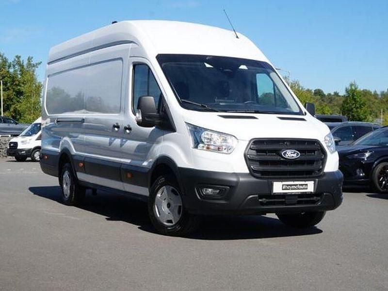 Gebraucht Ford Transit Trend 165 PS (121 kW) 2025 Andere Van