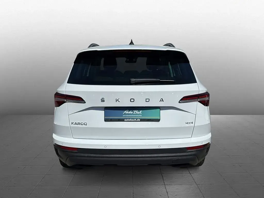 Gebraucht Skoda Karoq Style 150 PS (110 kW) 2023 Weiß SUV