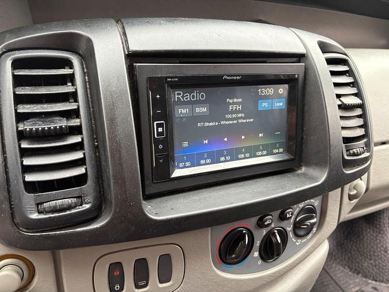 Gebraucht Opel Vivaro 115 PS (84 kW) 2010 Van / Kleinbus