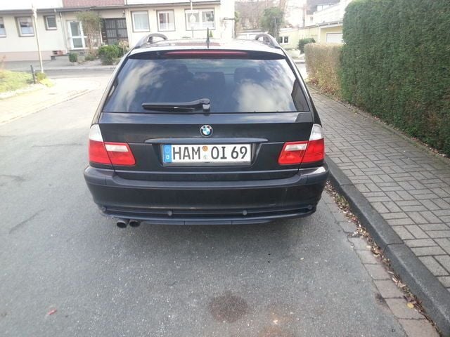 Gebraucht BMW 330 231 PS (169 kW) 2001 Schwarz Kombi