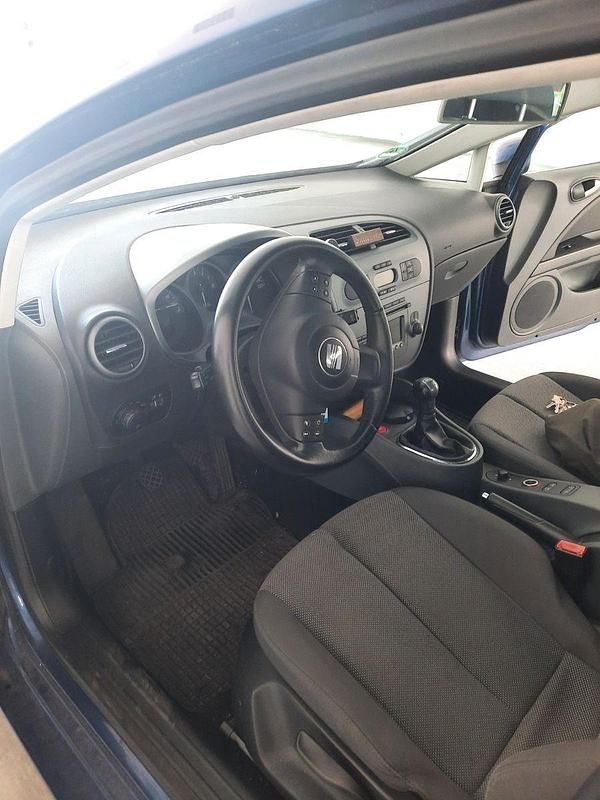 Gebraucht Seat Leon Stylance 102 PS (75 kW) 2006 Blau Kleinwagen
