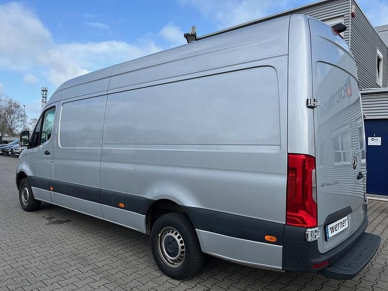 Gebraucht Mercedes Sprinter 170 PS (125 kW) 2023 Iridiumsilber Van