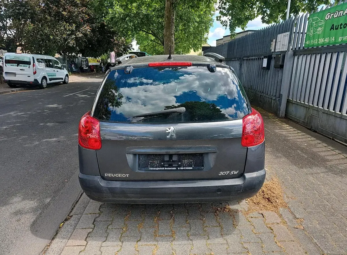 Gebraucht Peugeot 207 95 PS (69 kW) 2009 Grau Kombi