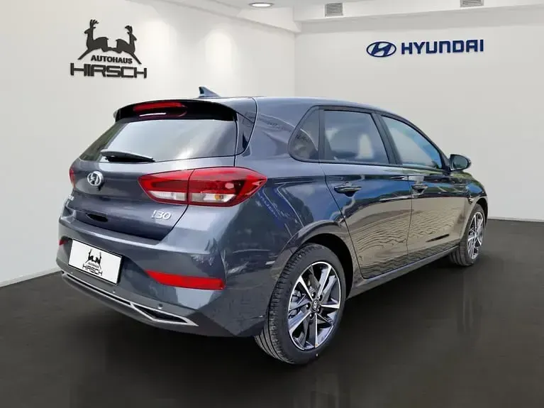 Gebraucht Hyundai i30 Advantage 160 PS (117 kW) 2024 Grau Limousine