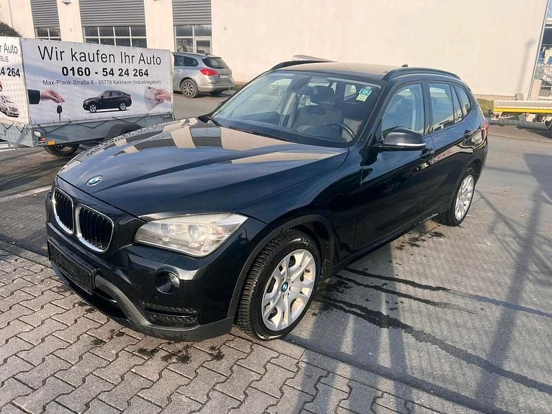 Schwarz Gebraucht 2013 BMW X1 SUV | 7.999 € (Guter Preis) - Bild 1/4
