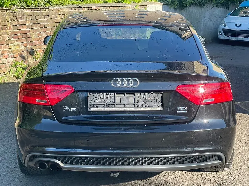 Używany Audi A5 S-Line 177 KM (130 kW) 2013 Czarny Coupe