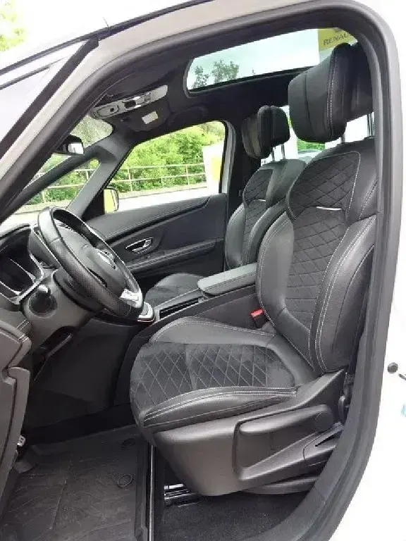 Gebraucht Renault Scénic IV Black Edition 140 PS (102 kW) 2021 Van / Kleinbus