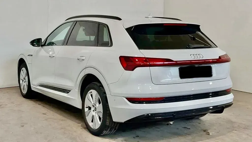 Gebraucht Audi e-tron Advanced 300 kW (408 PS) 2022 Weiß SUV
