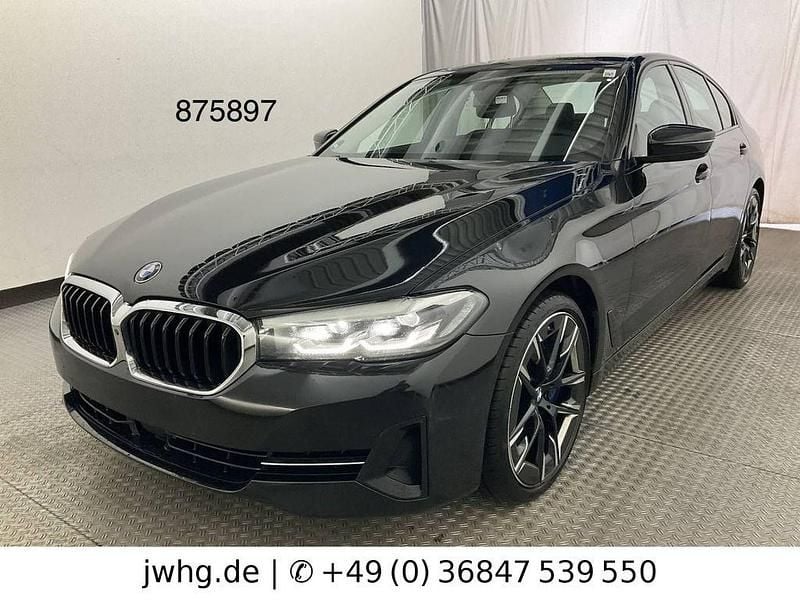 Schwarz Gebraucht 2022 BMW 540 Sport Line Limousine | 33.950 € (Superpreis) - Bild 1/4