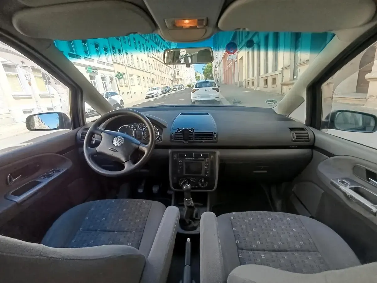 Gebraucht VW Sharan 115 PS (84 kW) 2003 Blau Van / Kleinbus