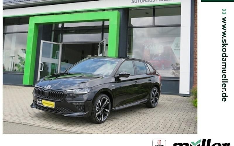 Schwarz (schwarzmagic perleffekt) Neu 2025 Skoda Scala Monte Carlo Kleinwagen | 27.890 € (Etwas zu teuer) - Bild 1/4