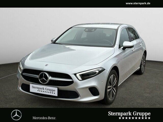 Silber Gebraucht 2022 Mercedes A250 Progressive Kleinwagen | 26.330 € (Guter Preis) - Bild 1/4