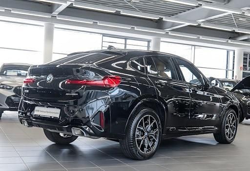 Gebraucht BMW X4 Shadowline 184 PS (135 kW) 2024 Schwarz SUV